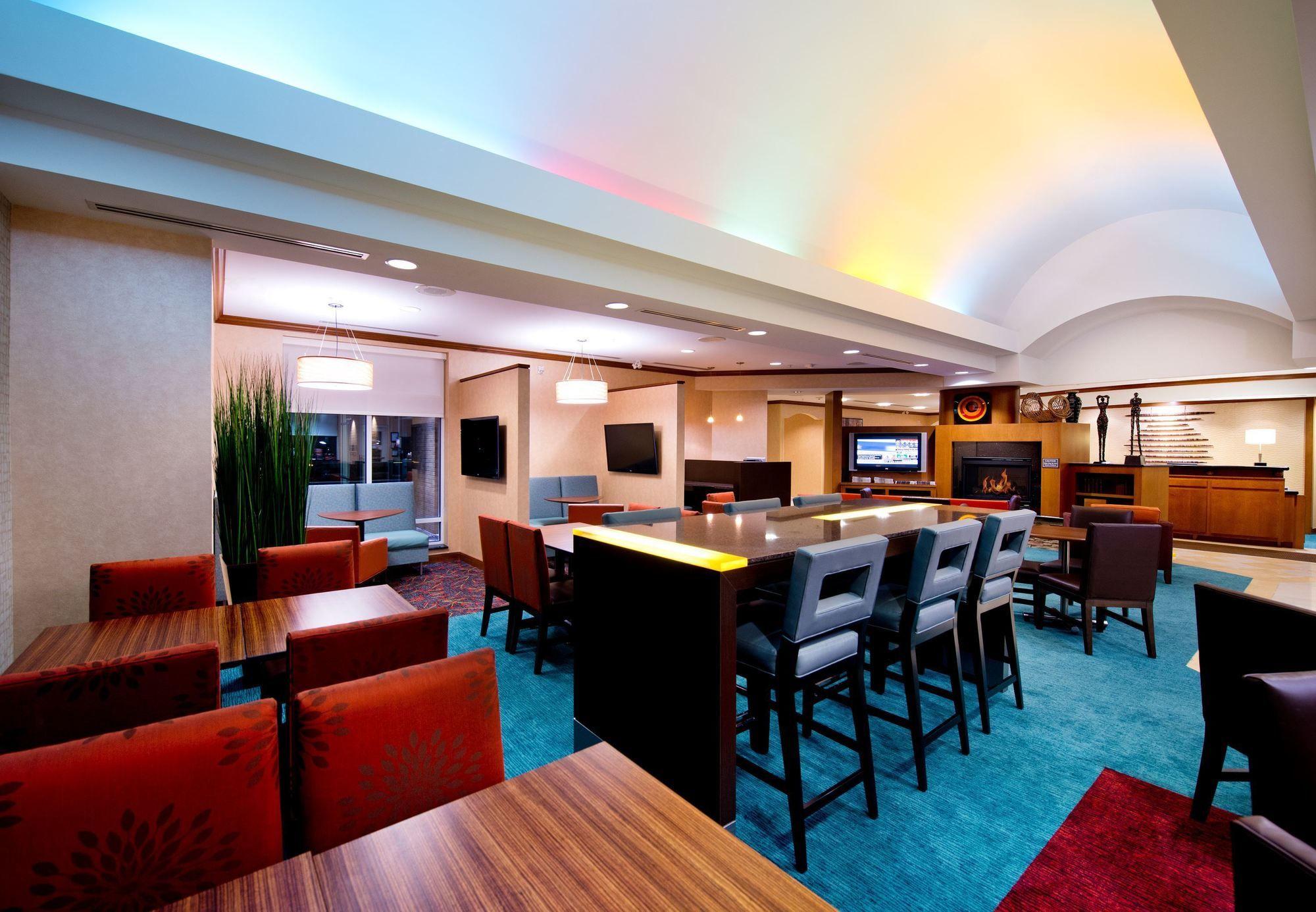 Residence Inn By Marriott Toronto Вон Екстериор снимка